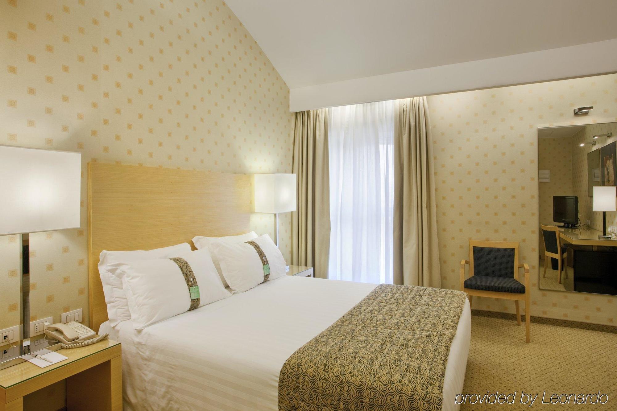Holiday Inn Milan Garibaldi Station By Ihg חדר תמונה
